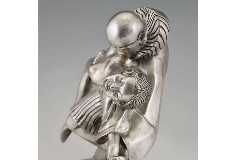 Thomas Cartier (1879-1943)+Brons met zilver patina “ Tango Erotica ”.