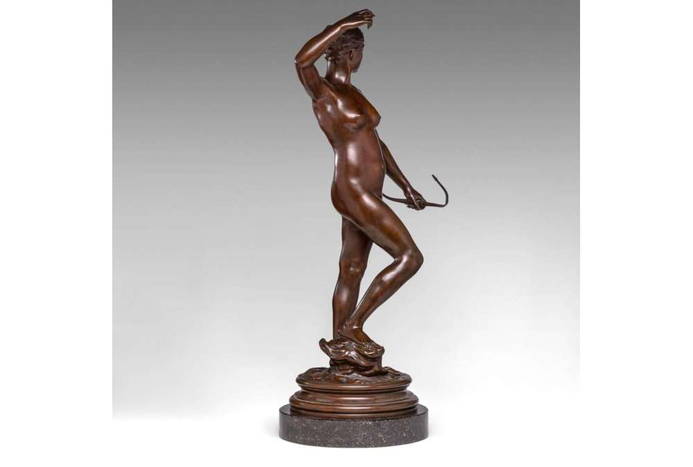 Diane Chasseresse en bronze par Alexandre Falguière