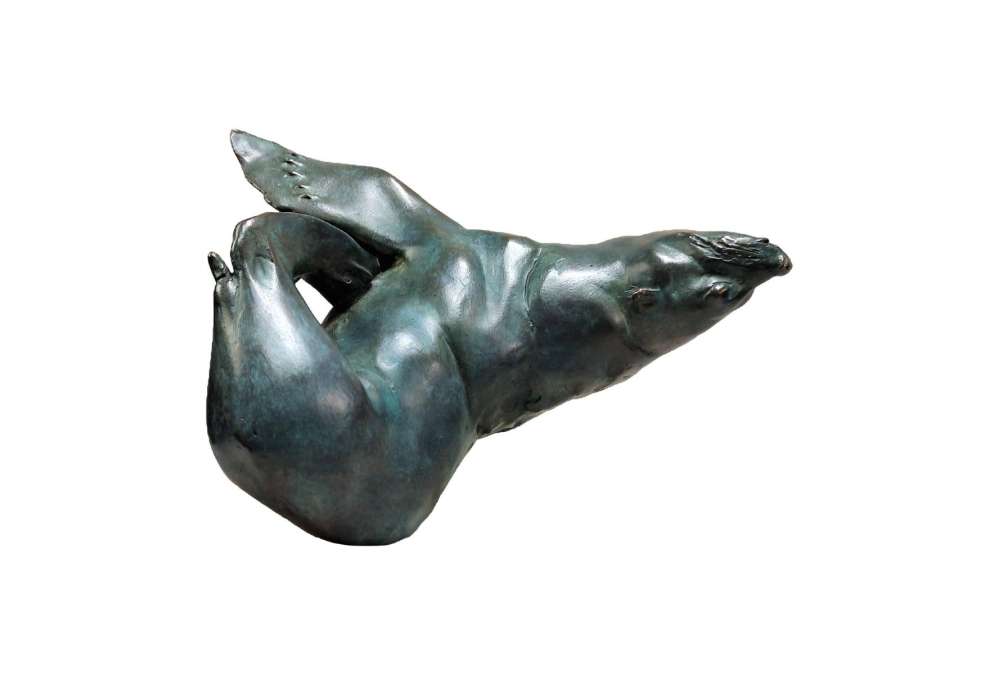 Sculpture bronze Lion de Mer Greta van Puyenbroeck sur socle pierre