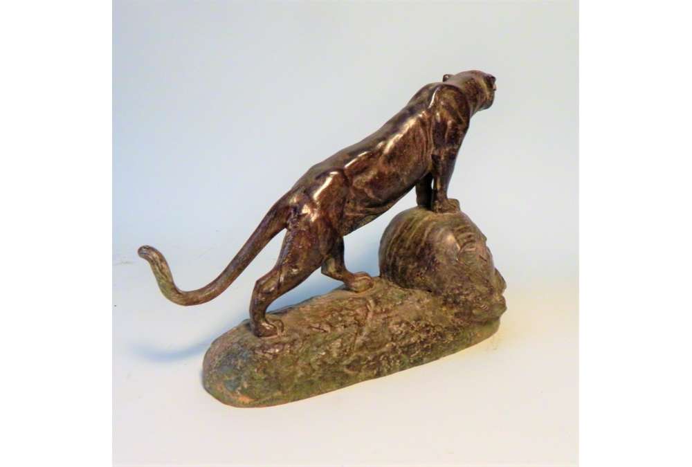 Lionne debout sur un sphinx - Clovis-Edmond Masson (1838-1913)