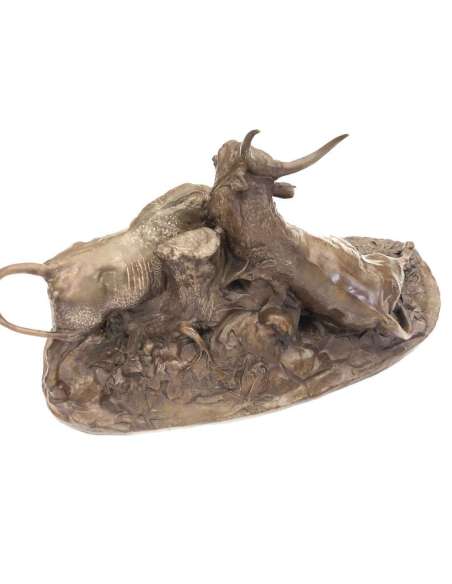 Sculpture en bronze à vendre - Combat des taureaux romains par Jean Baptiste Clésinger