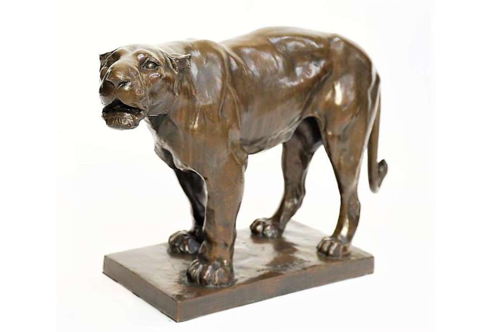 Josuë Dupon — 1864-1935+ Bronze, Lionne Rugissante