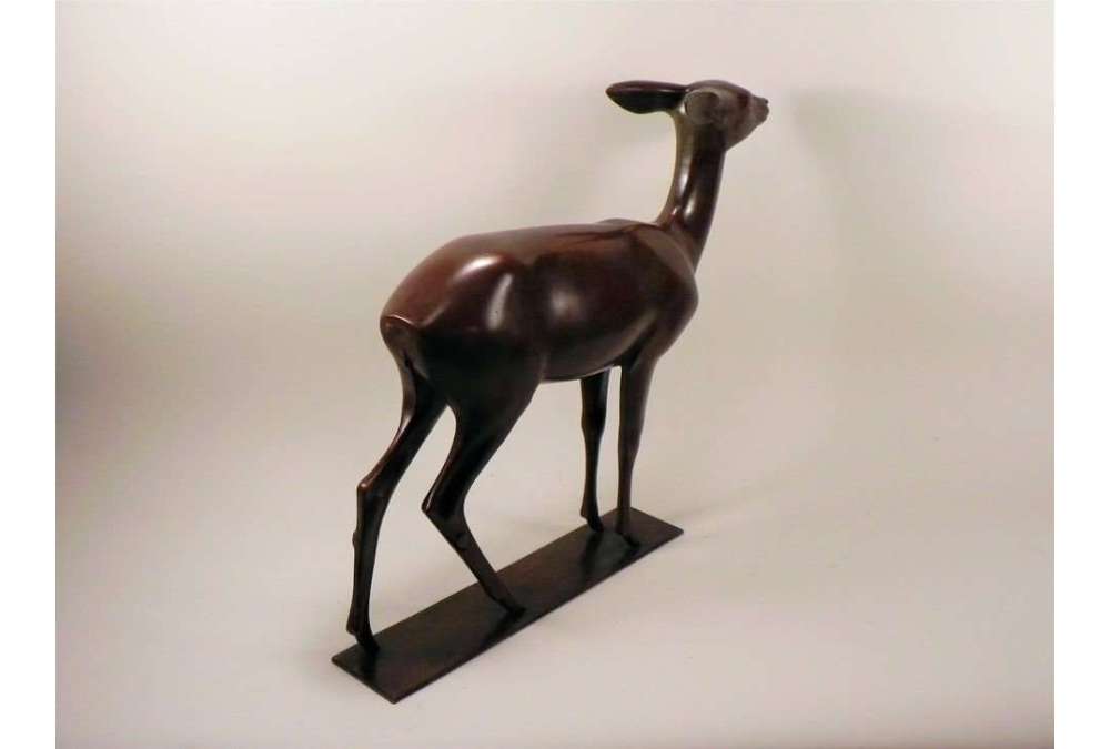 bronze doe sculpture by Wilhelm Krieger circa 1920