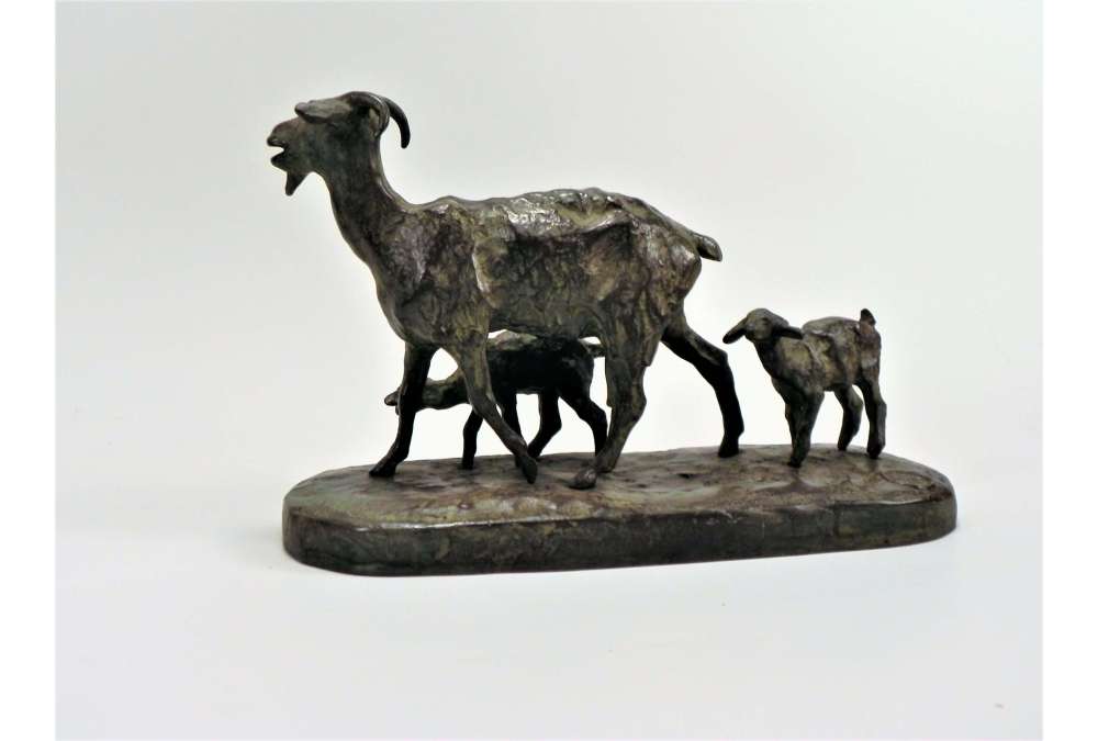 Bronzen Geitenbeeld door Ary Bitter